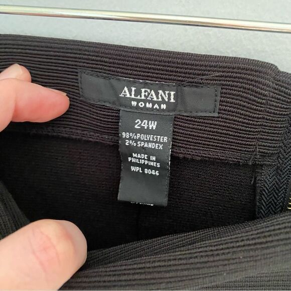 Alfani Plus Size Skirt Black Exposed-Zipper Pencil Ribbed Knit size 24W - Picture 2 of 4